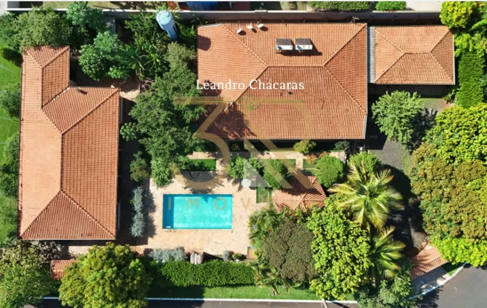 Chácara, 3 quartos, 1382 m² - Foto 2