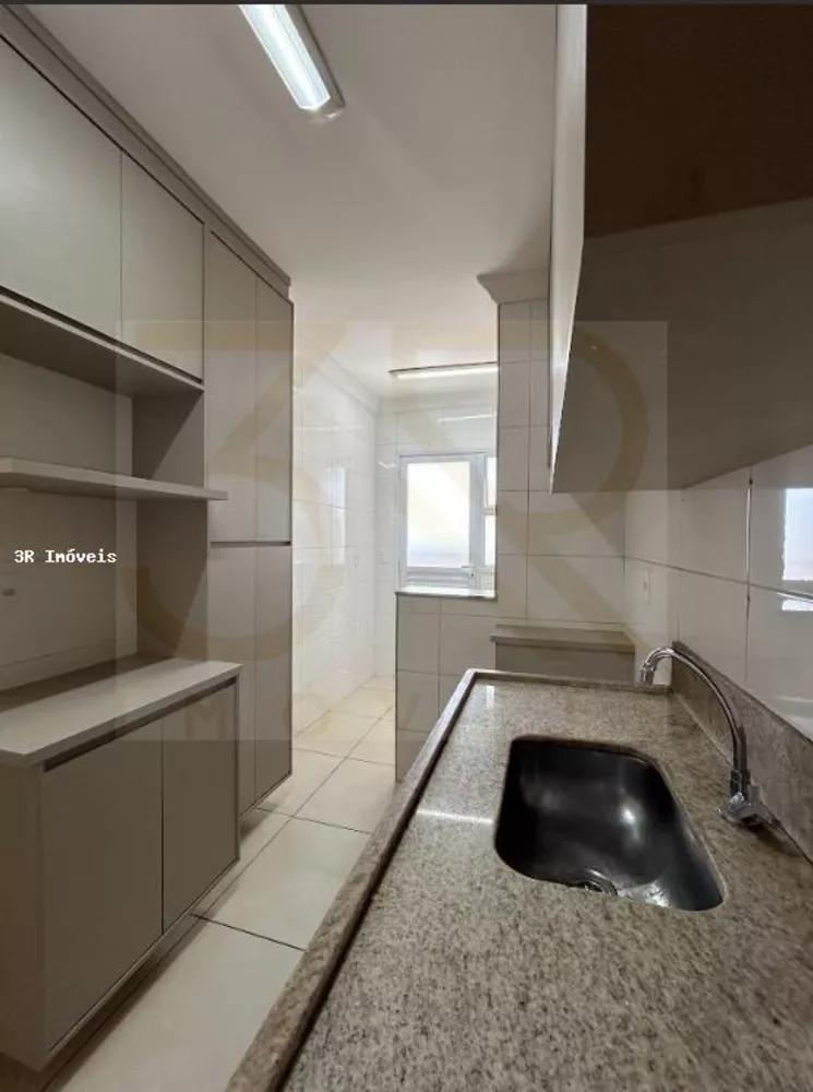 Apartamento à venda com 3 quartos, 95m² - Foto 3