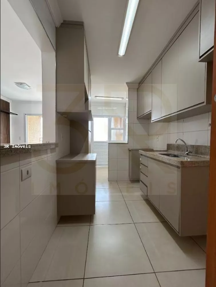 Apartamento à venda com 3 quartos, 95m² - Foto 2