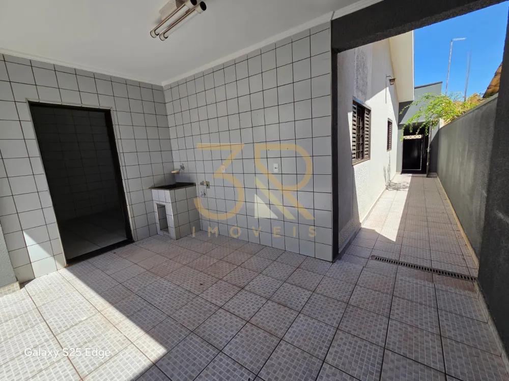 Casa, 3 quartos, 162 m² - Foto 1