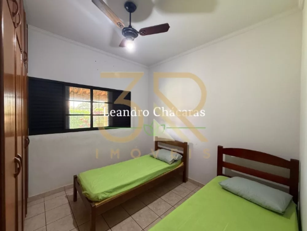 Chácara, 3 quartos, 1400 m² - Foto 3