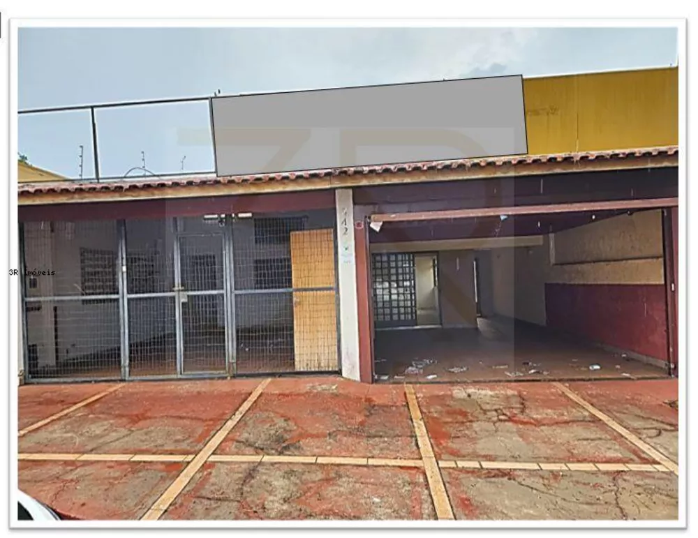 Casa à venda com 3 quartos, 250m² - Foto 1