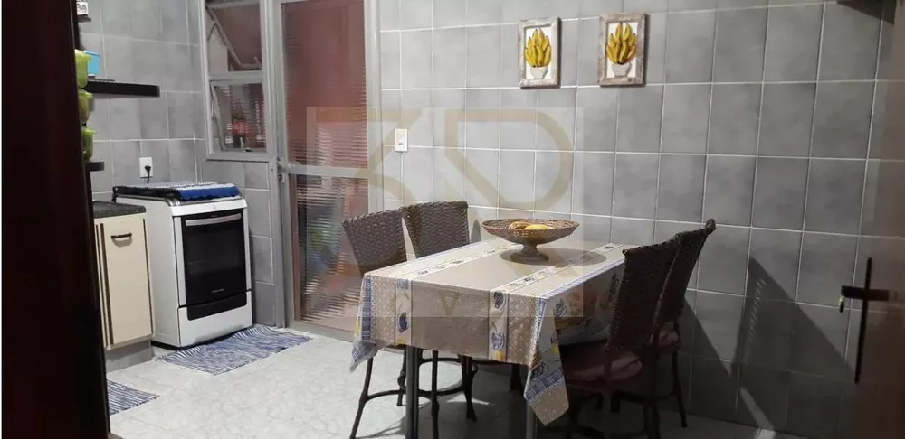 Apartamento à venda com 3 quartos, 104m² - Foto 2