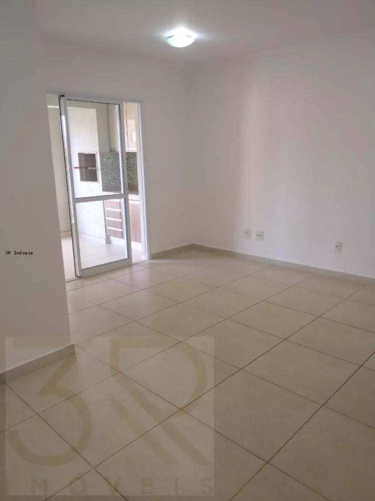 Apartamento para alugar com 3 quartos, 97m² - Foto 4