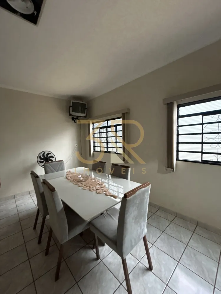 Casa, 3 quartos, 200 m² - Foto 11