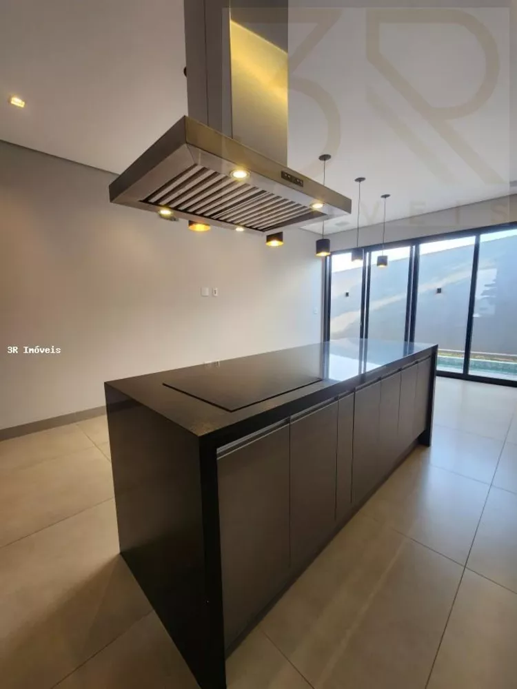 Casa, 3 quartos, 208 m² - Foto 1