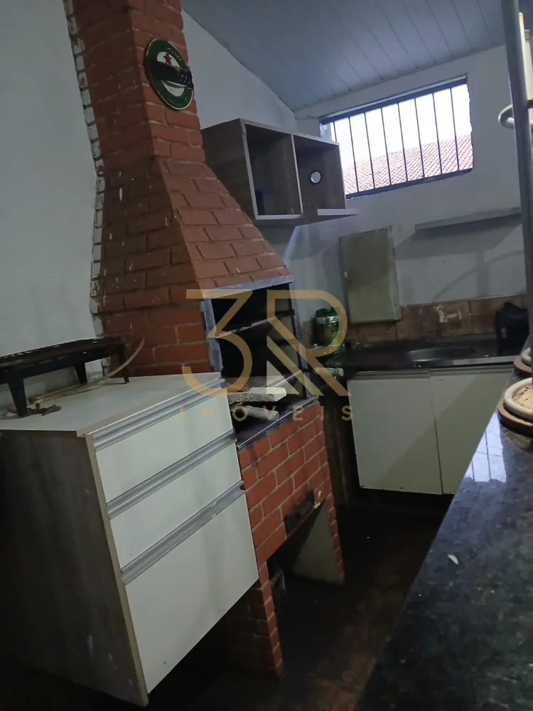 Casa, 3 quartos, 200 m² - Foto 1