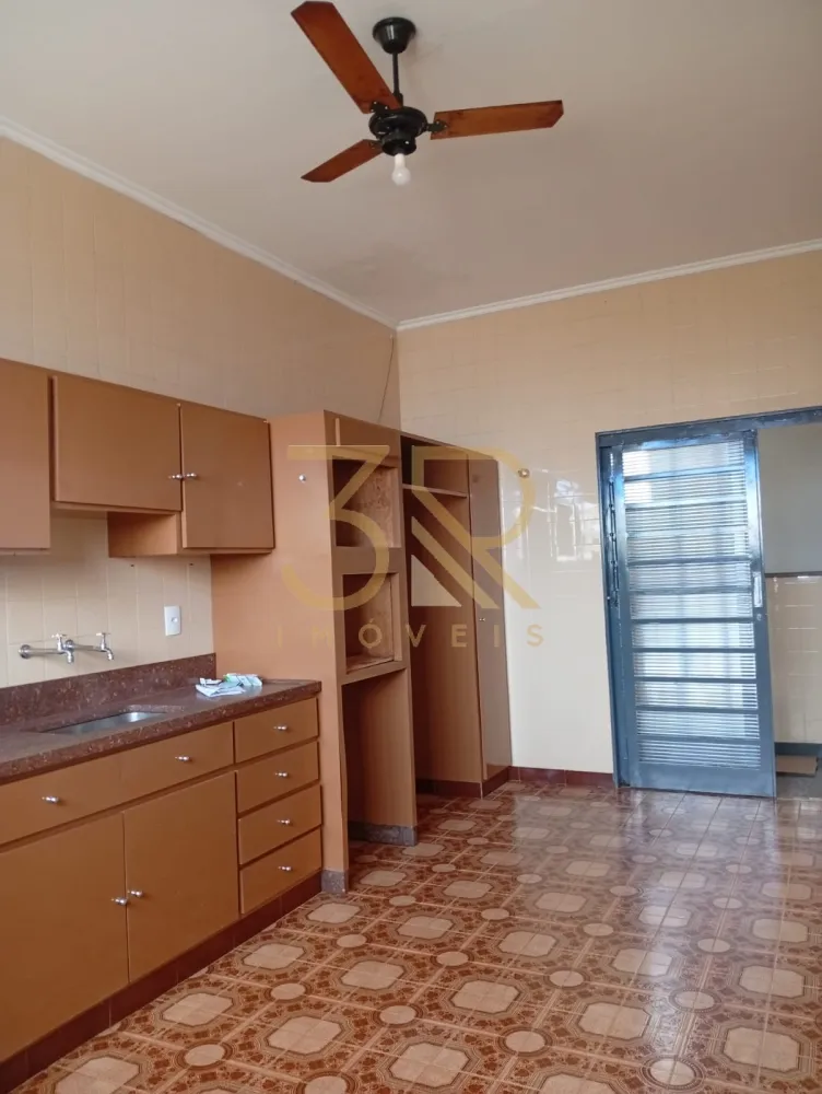 Casa, 5 quartos, 301 m² - Foto 2