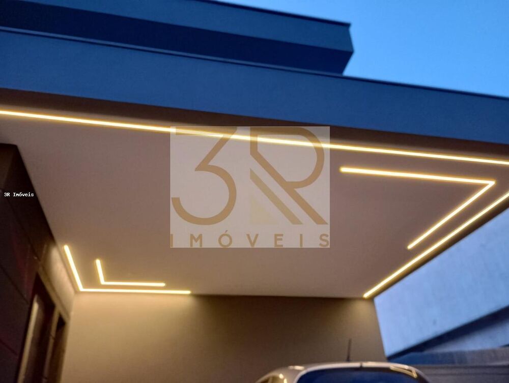 Casa de Condomínio à venda com 3 quartos, 250m² - Foto 1