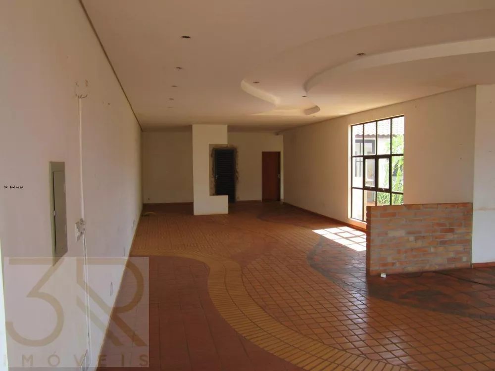 Loja-Salão, 2760 m² - Foto 1