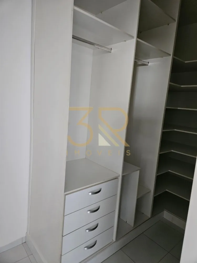 Casa, 3 quartos, 245 m² - Foto 2