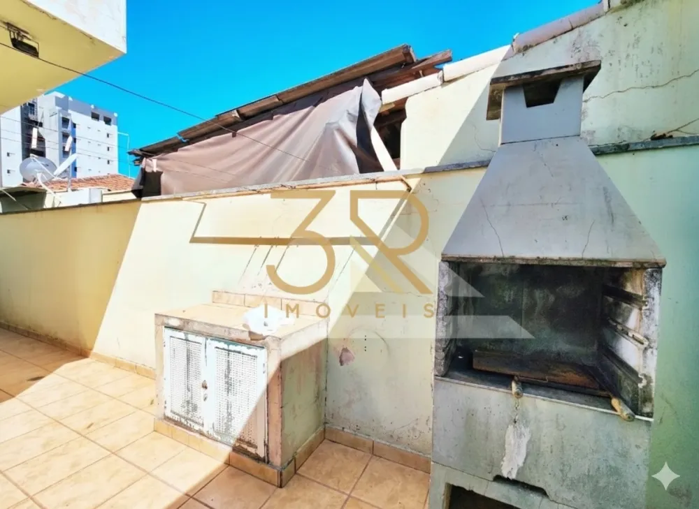 Casa, 3 quartos, 181 m² - Foto 1