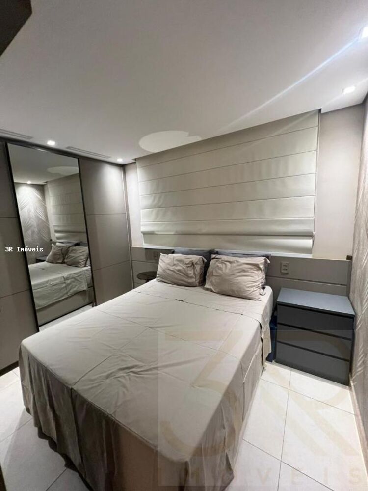 Apartamento à venda com 2 quartos, 61m² - Foto 1
