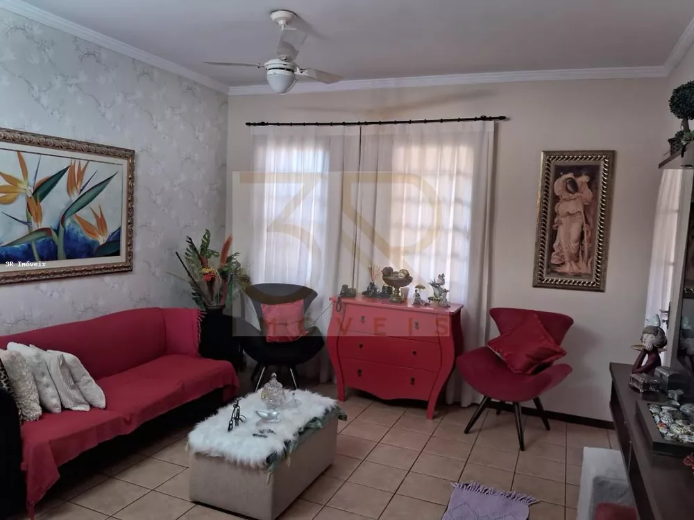 Casa de Condomínio à venda com 3 quartos, 115m² - Foto 1