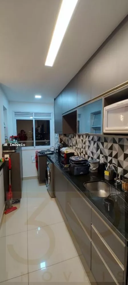 Apartamento à venda com 2 quartos, 67m² - Foto 4