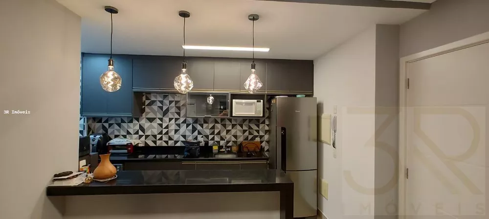 Apartamento à venda com 2 quartos, 67m² - Foto 3