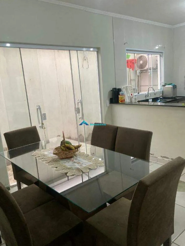 Casa, 4 quartos, 200 m² - Foto 5