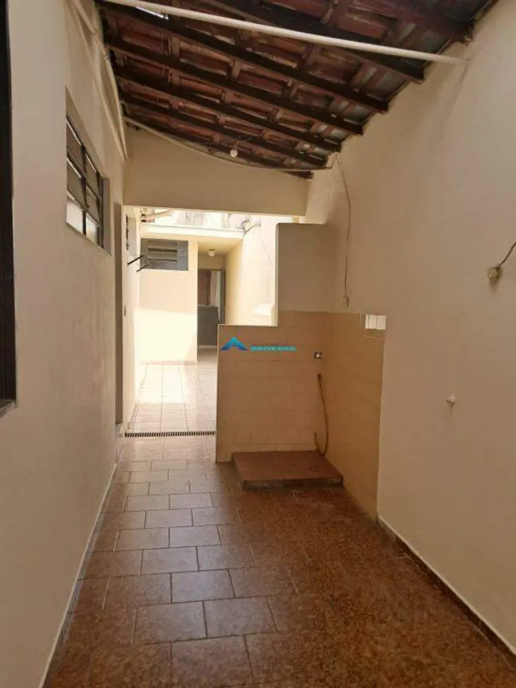 Casa, 2 quartos, 211 m² - Foto 4