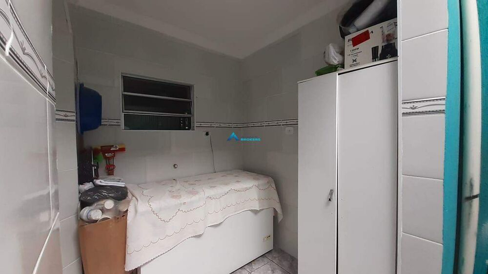 Casa à venda com 4 quartos, 124m² - Foto 11