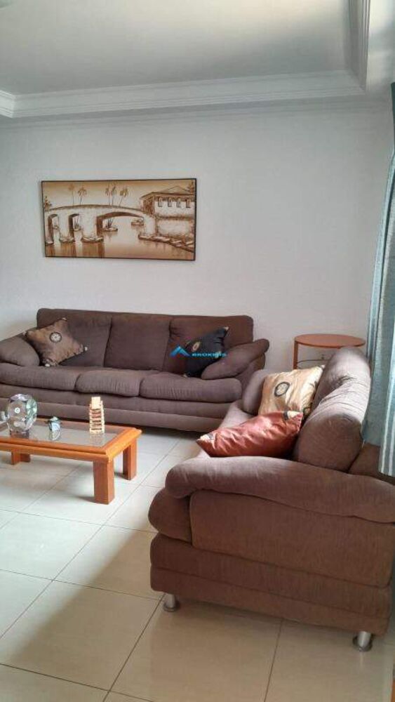 Casa, 3 quartos, 250 m² - Foto 2