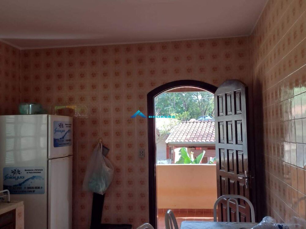 Chácara à venda com 3 quartos, 1500m² - Foto 9