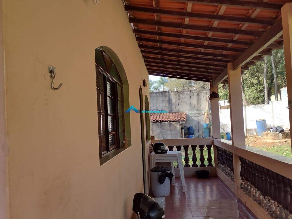 Chácara à venda com 3 quartos, 1500m² - Foto 12