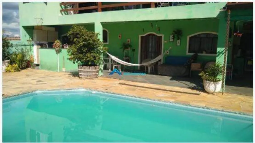 Casa, 3 quartos, 230 m² - Foto 4