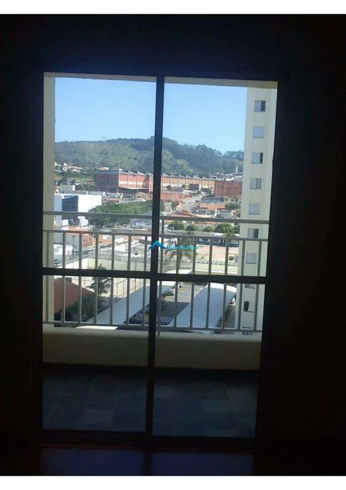 Apartamento à venda com 3 quartos, 72m² - Foto 2