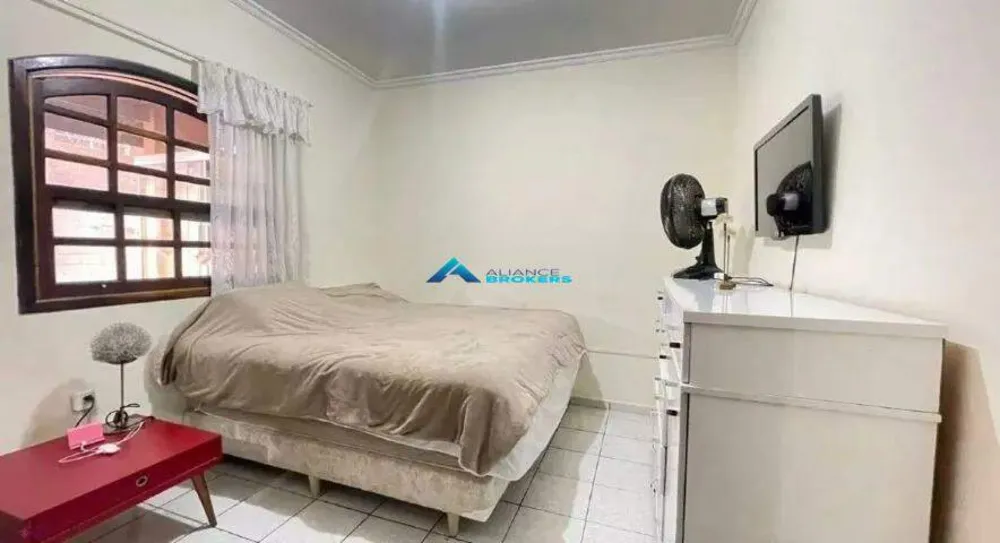 Casa, 3 quartos, 224 m² - Foto 11