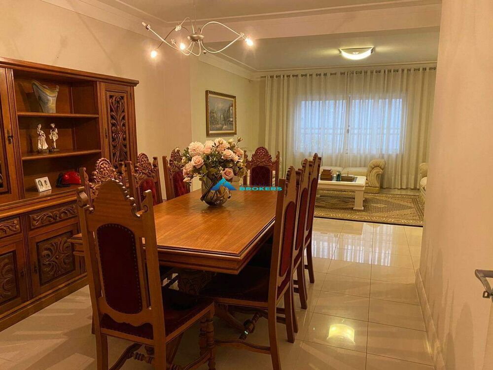 Casa, 3 quartos, 218 m² - Foto 8