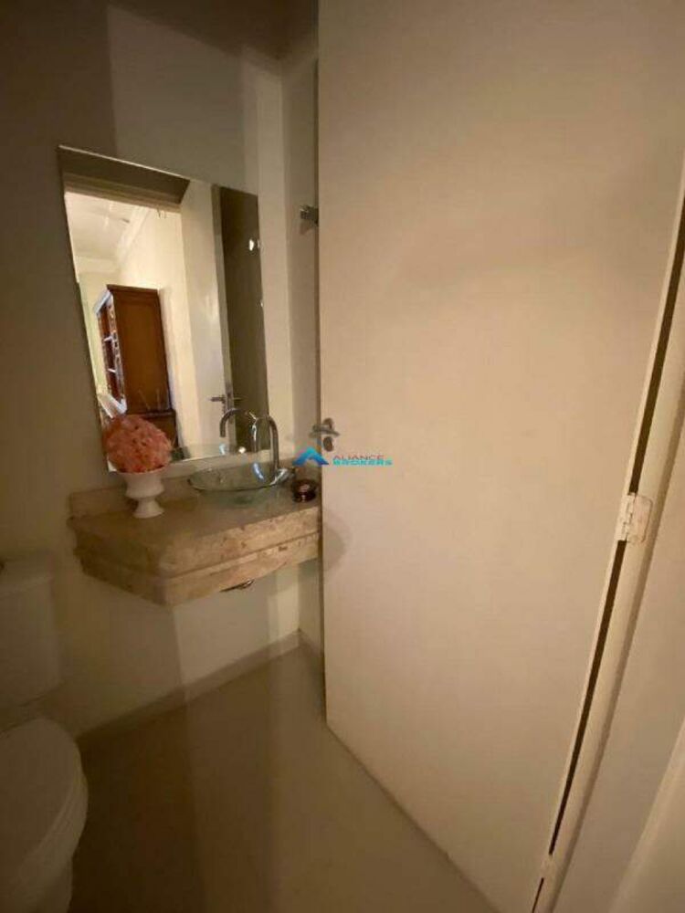 Casa, 3 quartos, 218 m² - Foto 4
