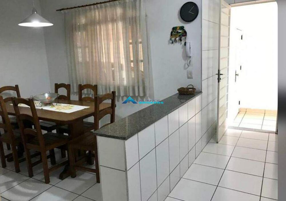 Casa, 3 quartos, 218 m² - Foto 12