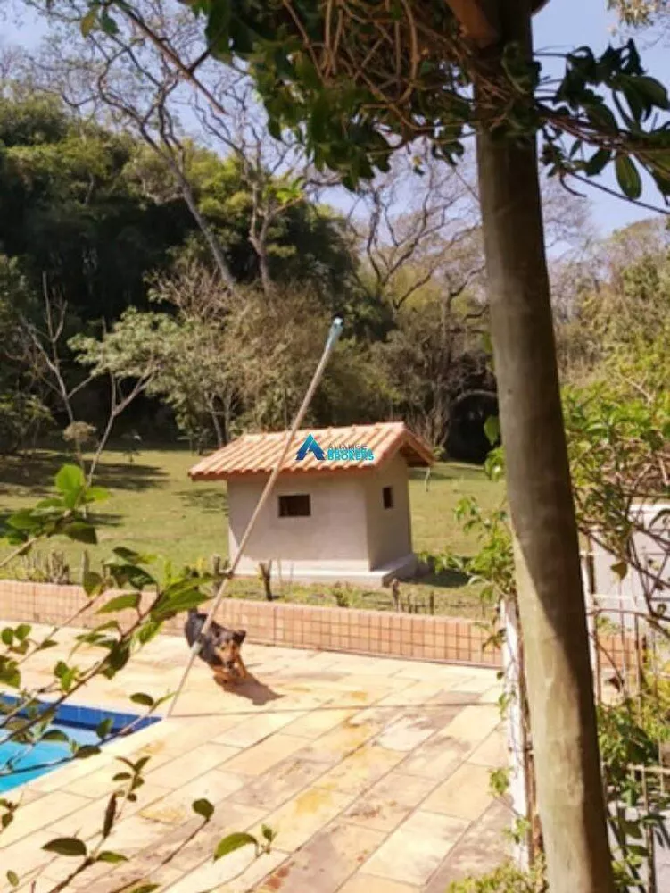 Fazenda à venda com 5 quartos, 700m² - Foto 3