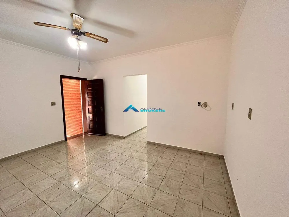 Casa, 3 quartos, 170 m² - Foto 1