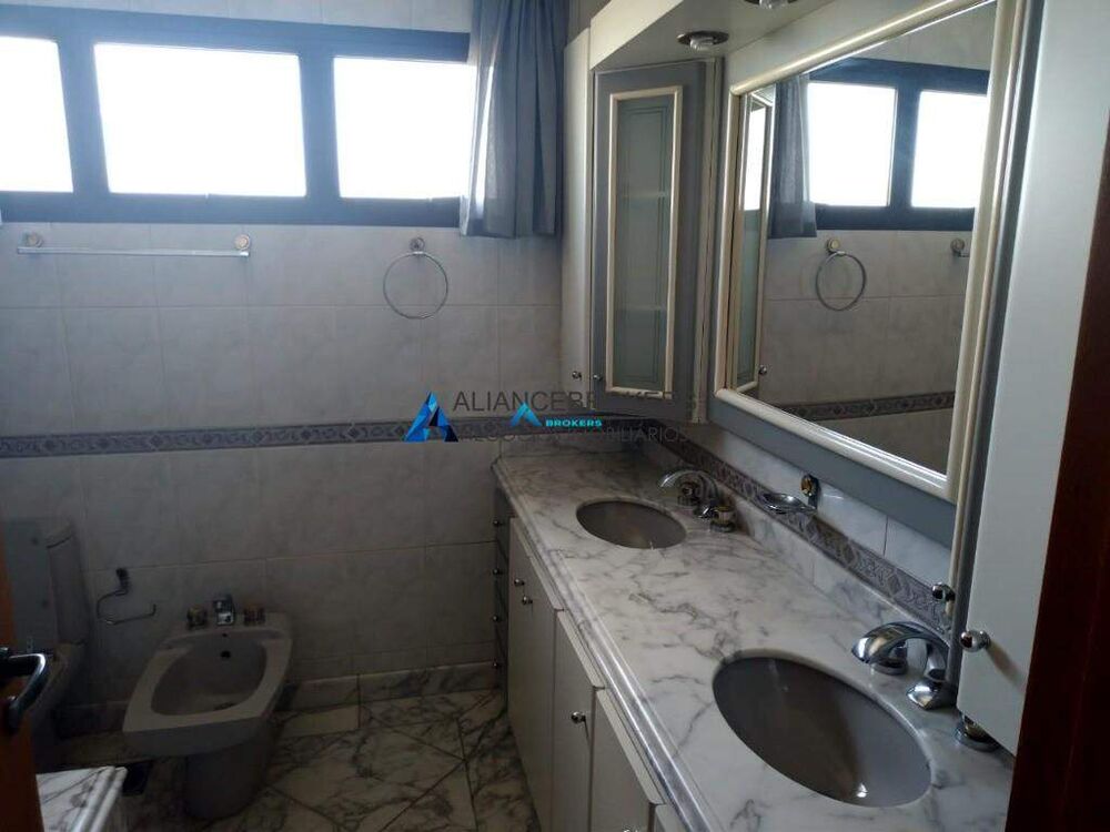 Apartamento, 4 quartos, 268 m² - Foto 1