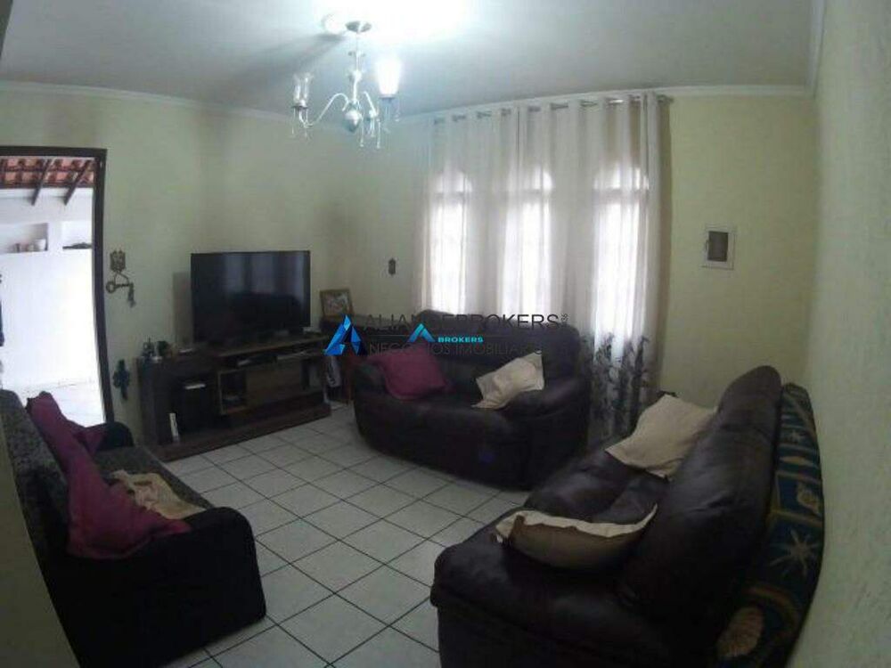 Casa, 3 quartos, 162 m² - Foto 4