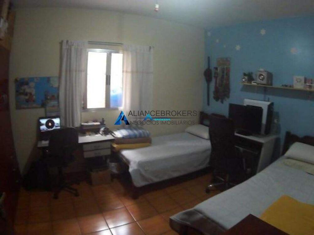 Casa, 3 quartos, 162 m² - Foto 6