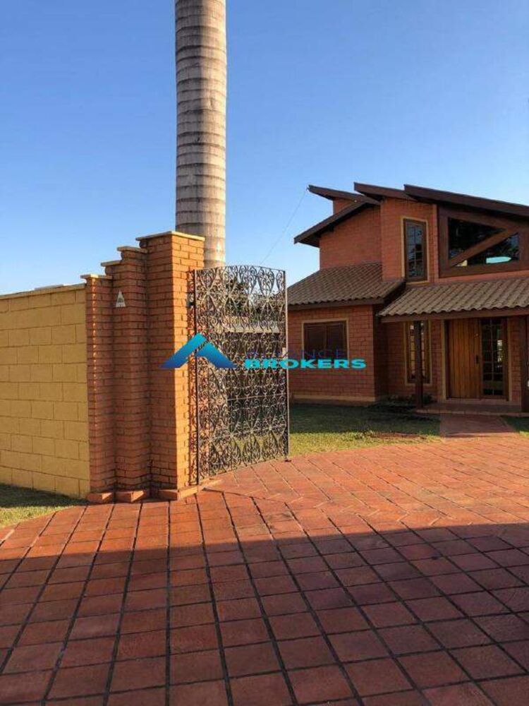 Casa, 3 quartos, 250 m² - Foto 1