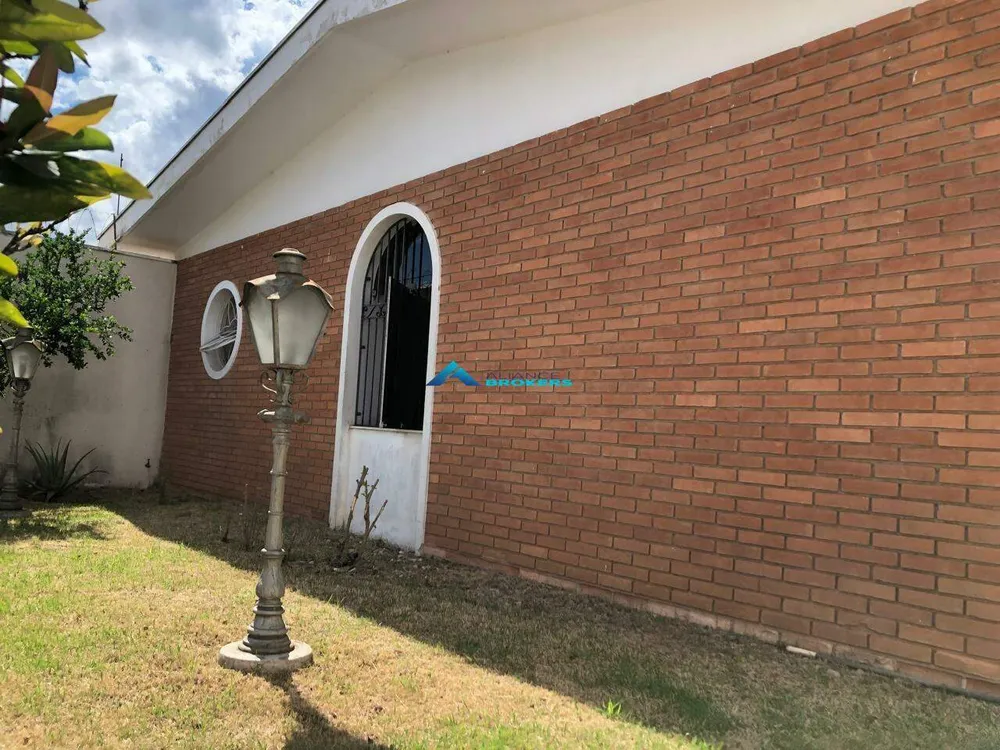 Casa, 3 quartos, 224 m² - Foto 1