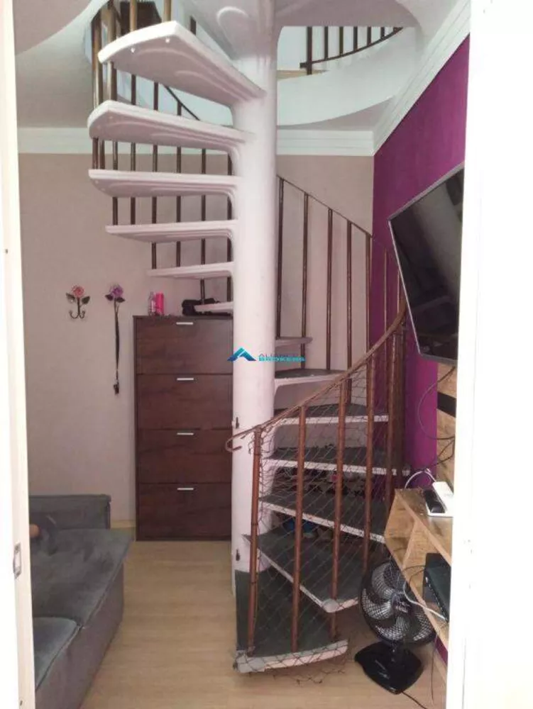 Apartamento à venda com 3 quartos, 98m² - Foto 2