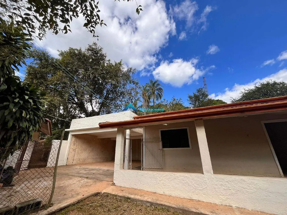 Chácara, 3 quartos, 2200 m² - Foto 3
