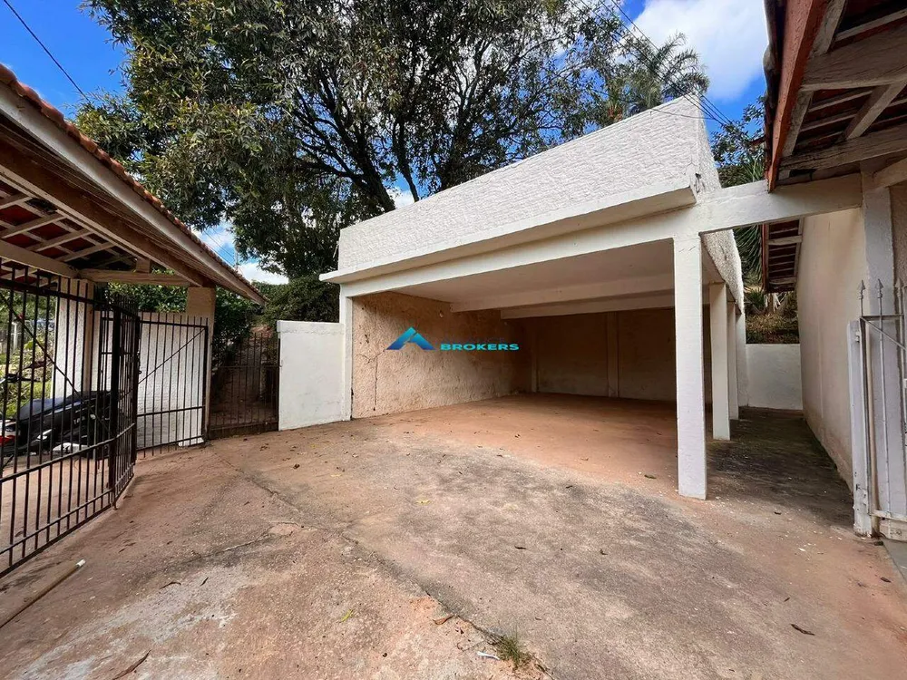 Chácara, 3 quartos, 2200 m² - Foto 4