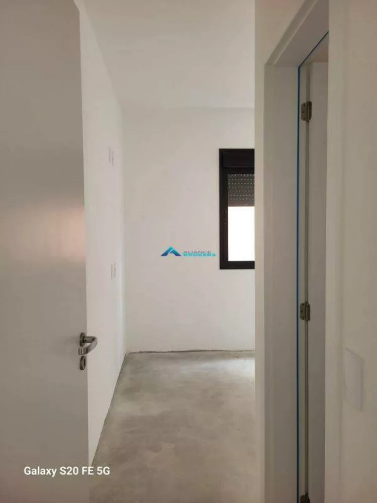 Apartamento à venda com 3 quartos, 141m² - Foto 3