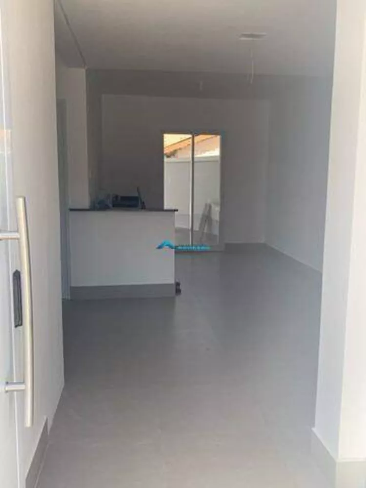 Casa à venda com 3 quartos, 110m² - Foto 4