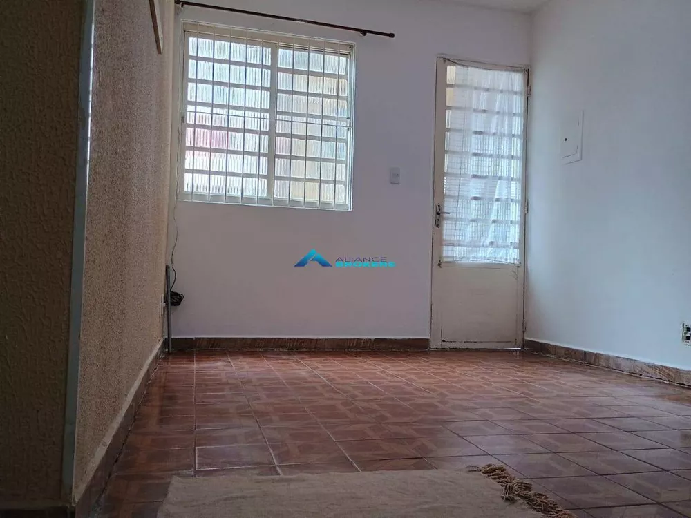 Apartamento à venda com 2 quartos, 46m² - Foto 1