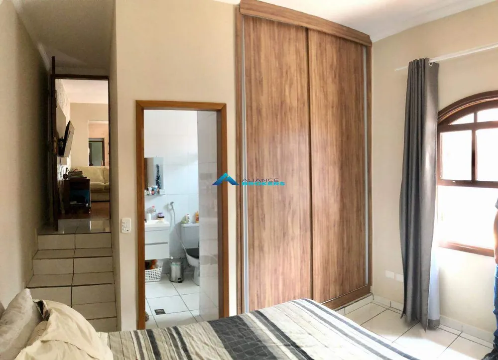 Casa, 3 quartos, 204 m² - Foto 26