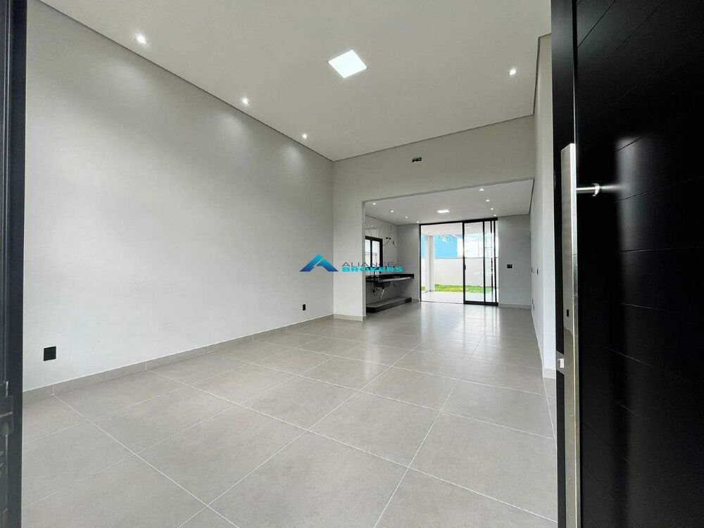 Casa de Condomínio à venda com 3 quartos, 160m² - Foto 2