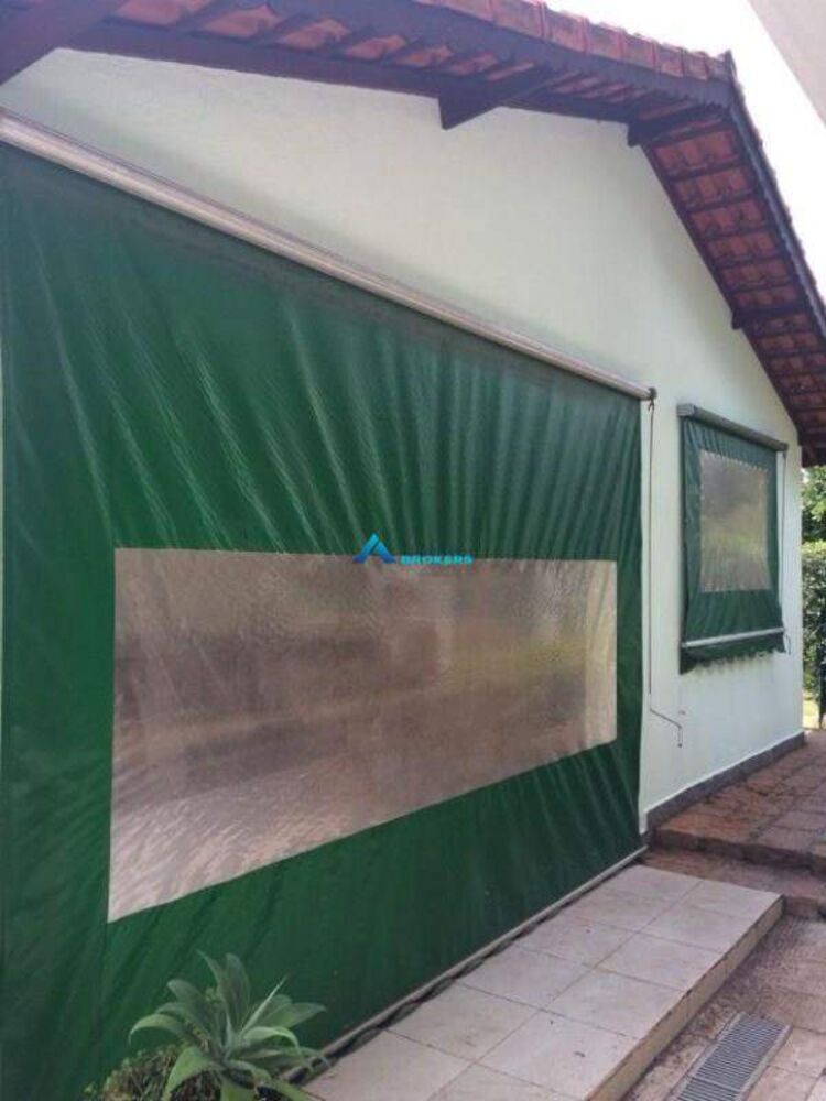 Chácara, 4 quartos, 2160 m² - Foto 1