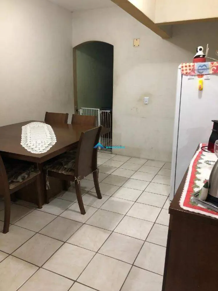 Casa, 3 quartos, 159 m² - Foto 8