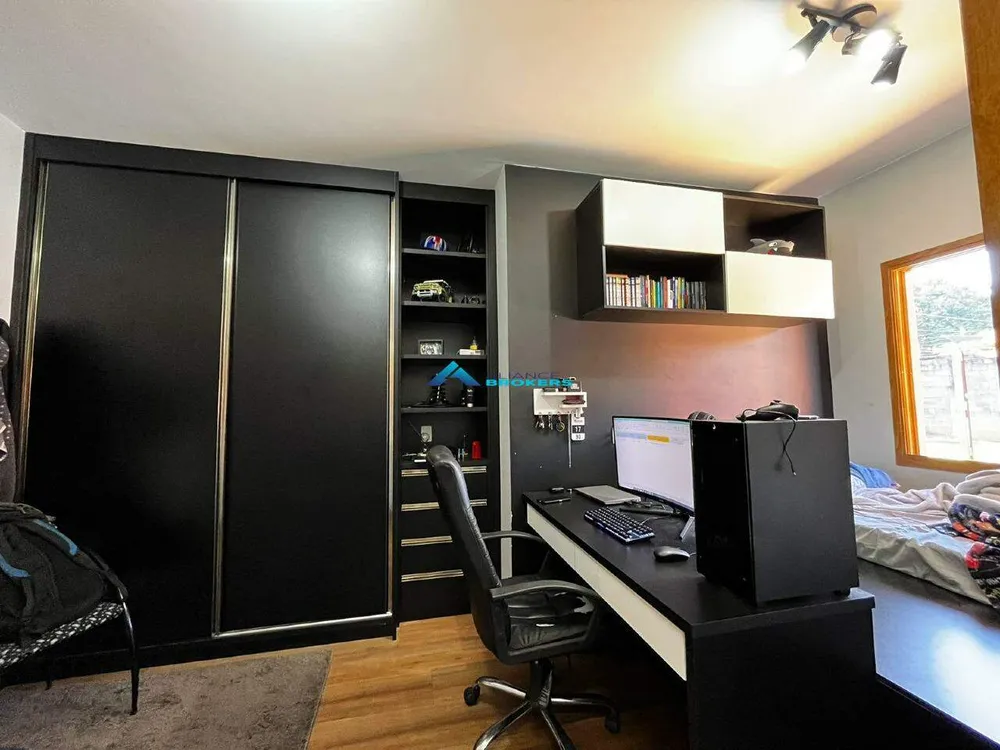 Casa, 3 quartos, 295 m² - Foto 10
